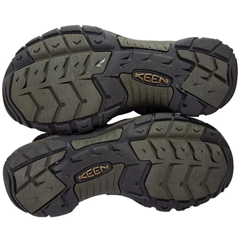 Keen Women's 10 Newport Green Cap Toe Hiking Fisherman Anatomic Footbed Sandals